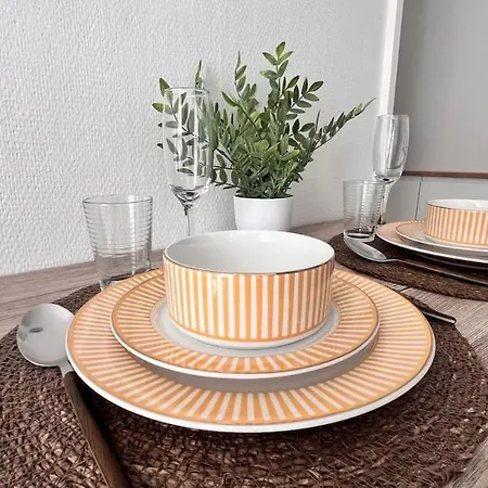 T2 Moderne Et Tranquille Proche De Apartament Hawr