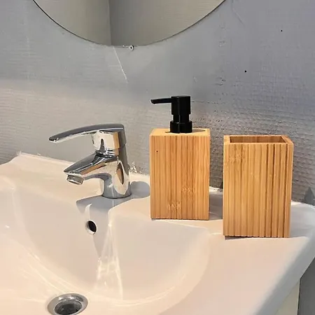 T2 Moderne Et Tranquille Proche De Hawr