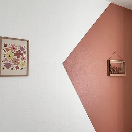 T2 Moderne Et Tranquille Proche De Apartament Hawr