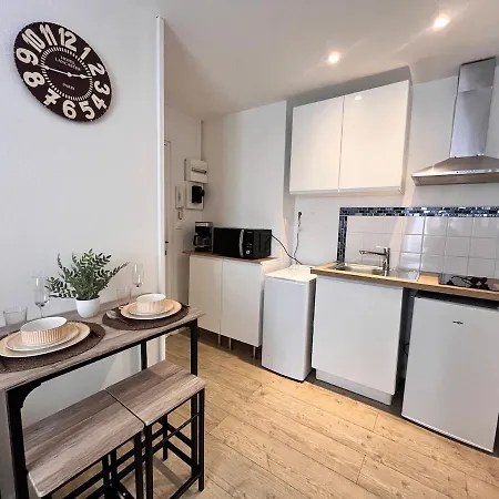Apartment T2 Moderne Et Tranquille Proche De