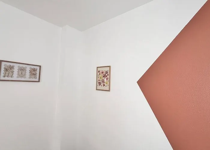 T2 Moderne Et Tranquille Proche De * Χάβρη